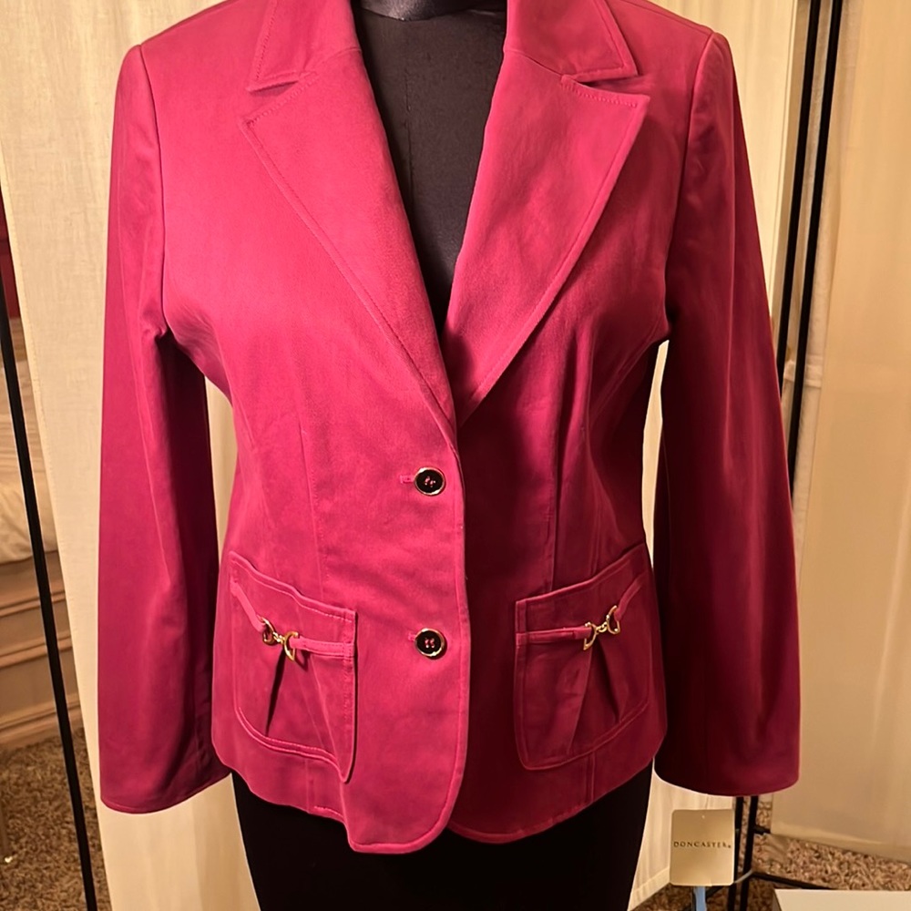 Doncaster Cotten/spandex jacket with gold buttons sz 12